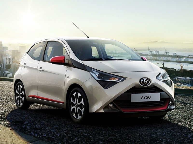 Toyota Aygo 1 0 Vvt I X Play 5 Door Incl Metallic Paint Lease Nationwide Vehicle Contracts