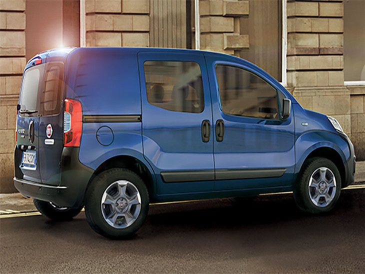 Fiat Fiorino Combi 1.3 16V Multijet 95 Adventure S/S | Van Leasing ...