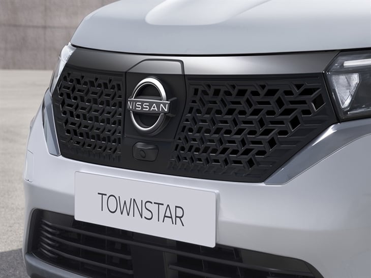 Nissan Townstar Electric L2 90kW Tekna+ Auto 45kWh