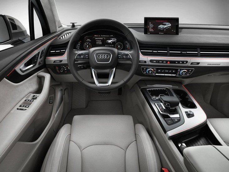 Save Audi Q7 Interior