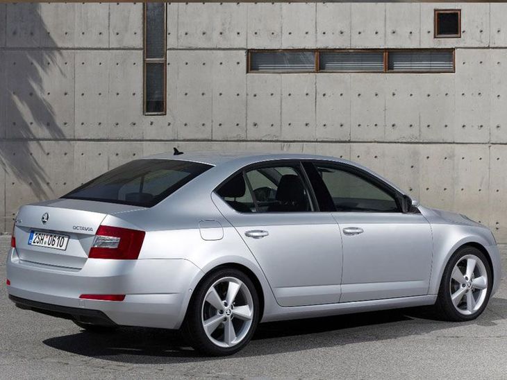 Skoda Octavia 2.0 TDI CR vRS: Contract Hire and Car Lease from £207.95