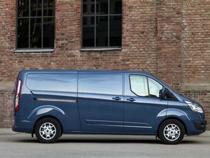 Ford Transit Custom LWB 310 L2 2.0 TDCi 130ps Low Roof Limited | Van ...