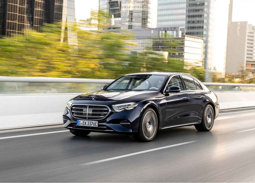 Mercedes-Benz E-Class Saloon exterior