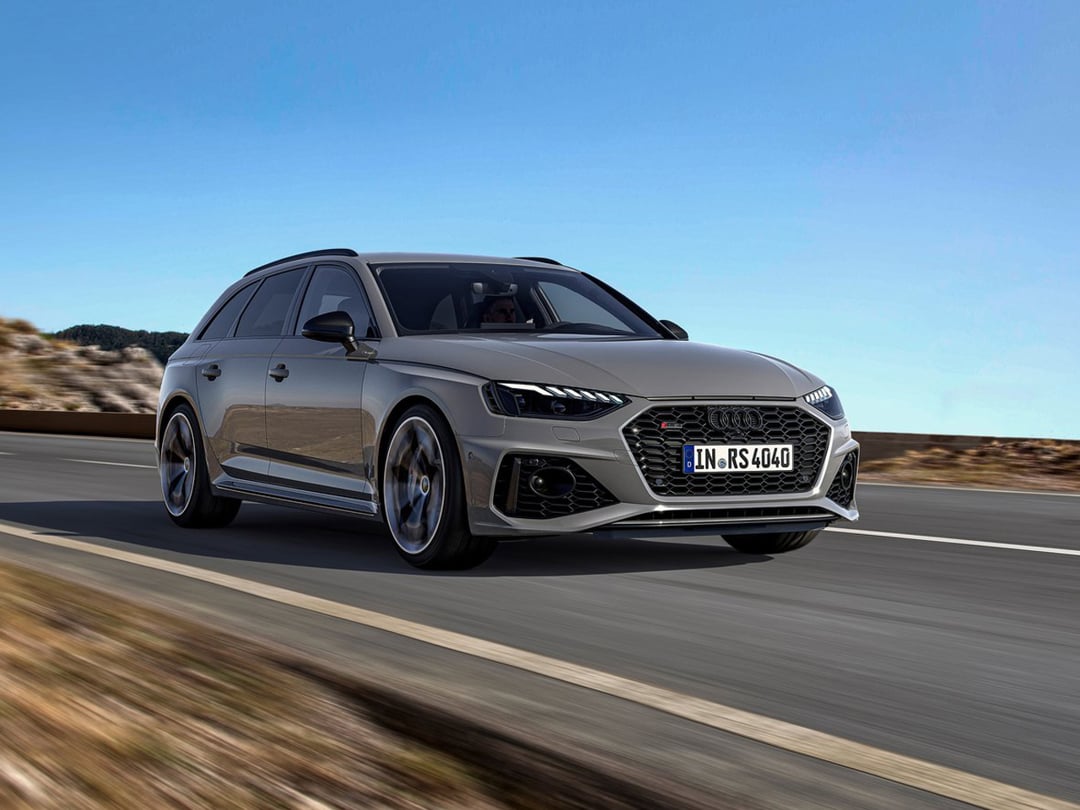 Audi RS4 Avant Exterior