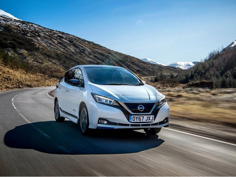 Nissan LEAF Driving