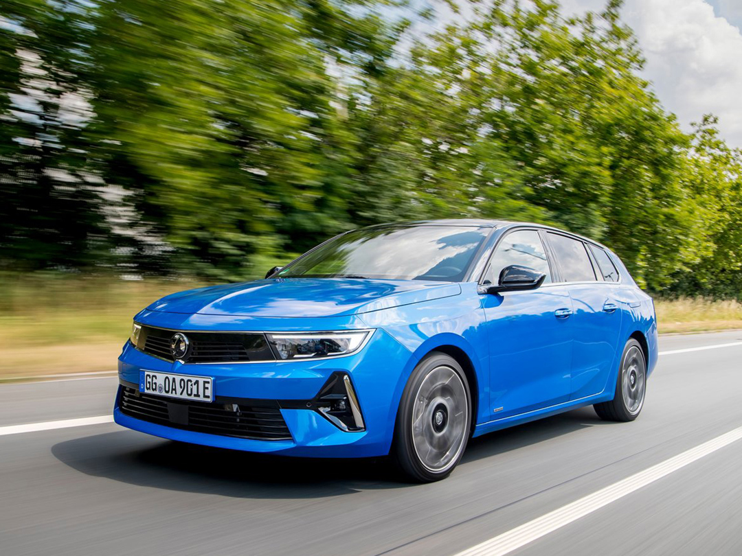 Vauxhall Astra Sports Tourer Exterior