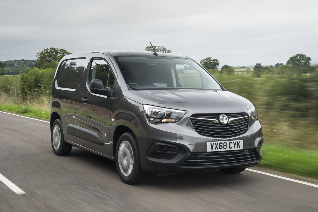 Vauxhall Combo Cargo Diesel exterior