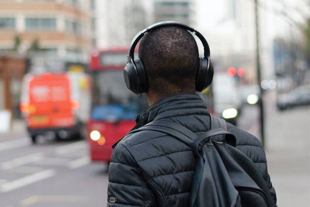 The Best Podcast's to Listen to During Your Work Commute