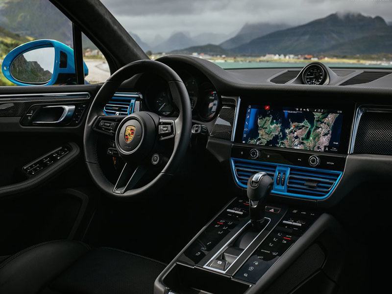 Porsche Macan interior