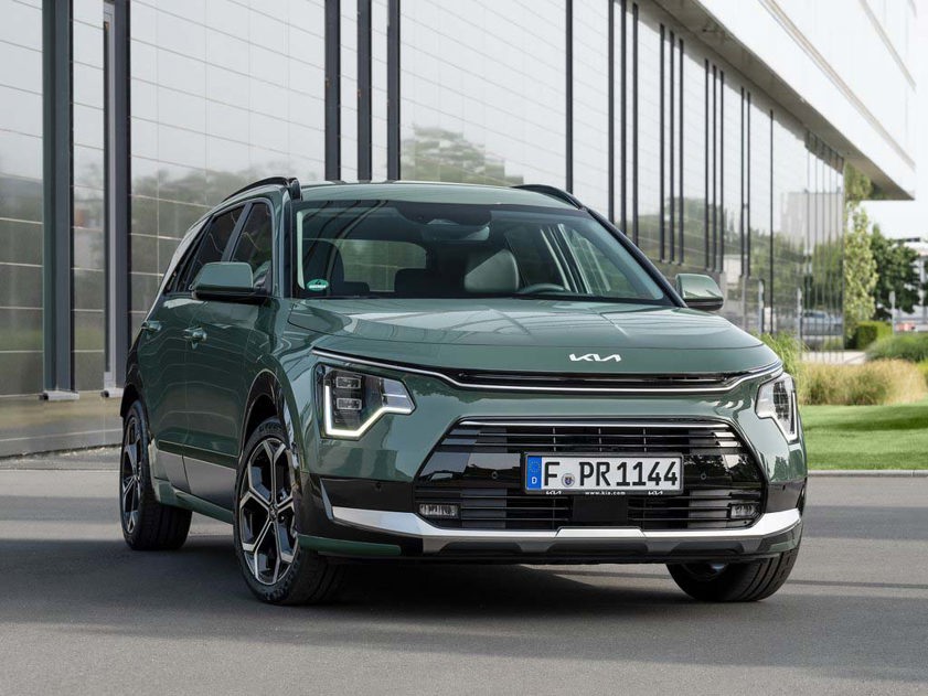 green kia niro hybrid