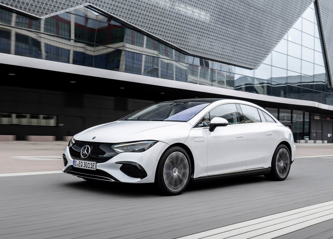 Mercedes-Benz EQE Saloon exterior in white