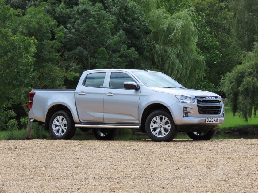 Isuzu D-Max in grey