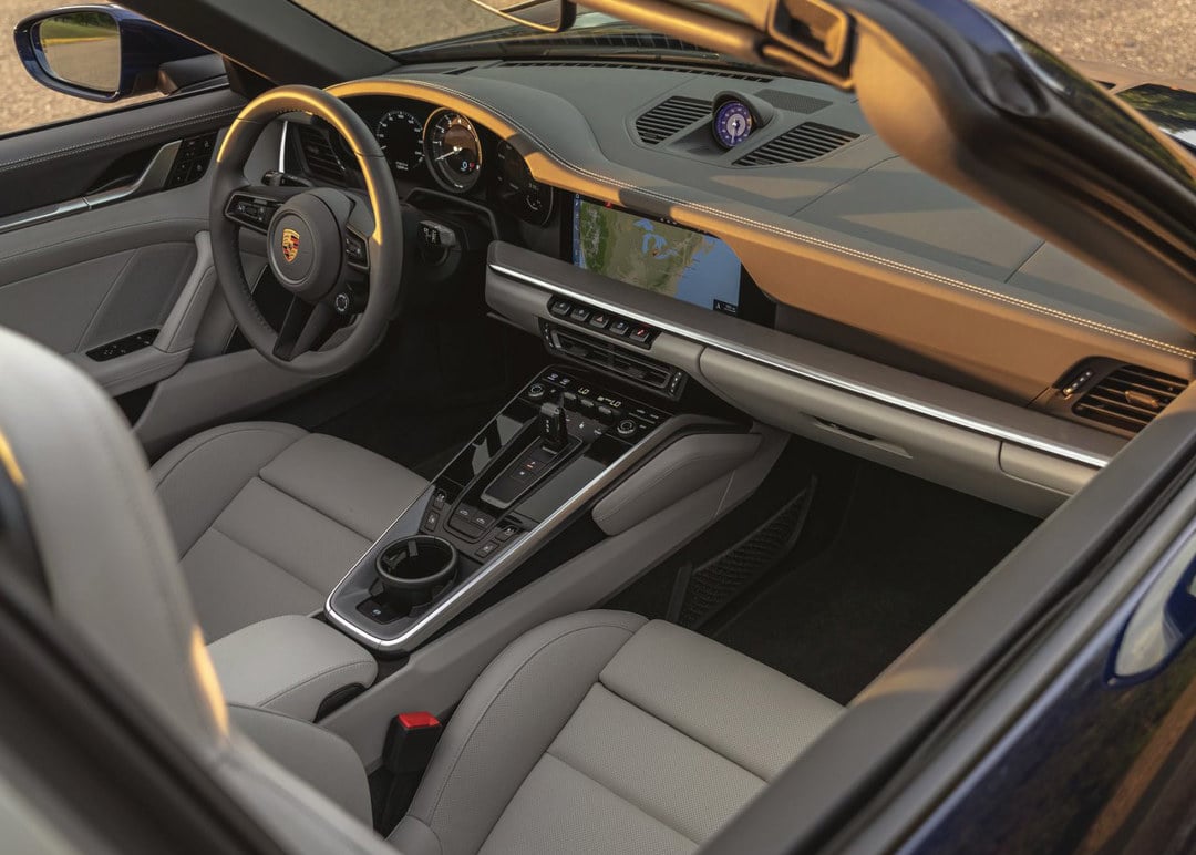 Porsche 911 Targa interior