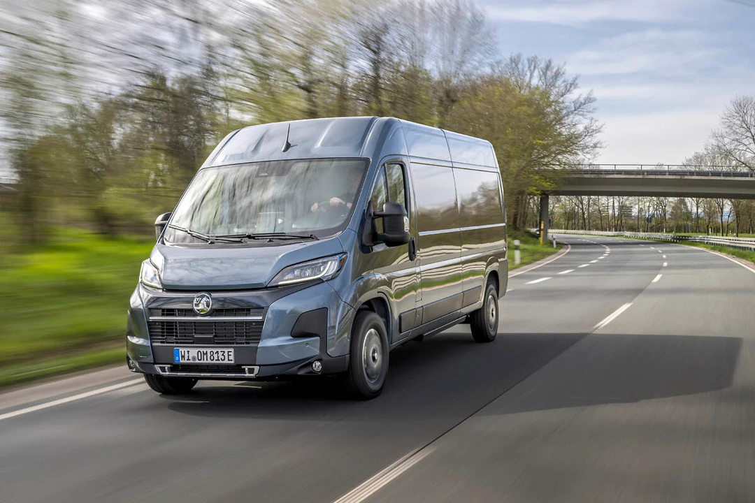 Vauxhall Movano-e driving on the road