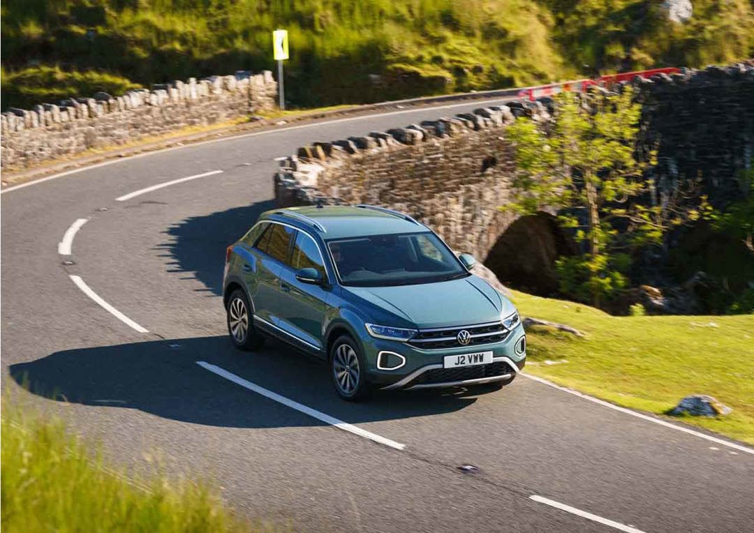 Volkswagen T-Roc Hatchback exterior