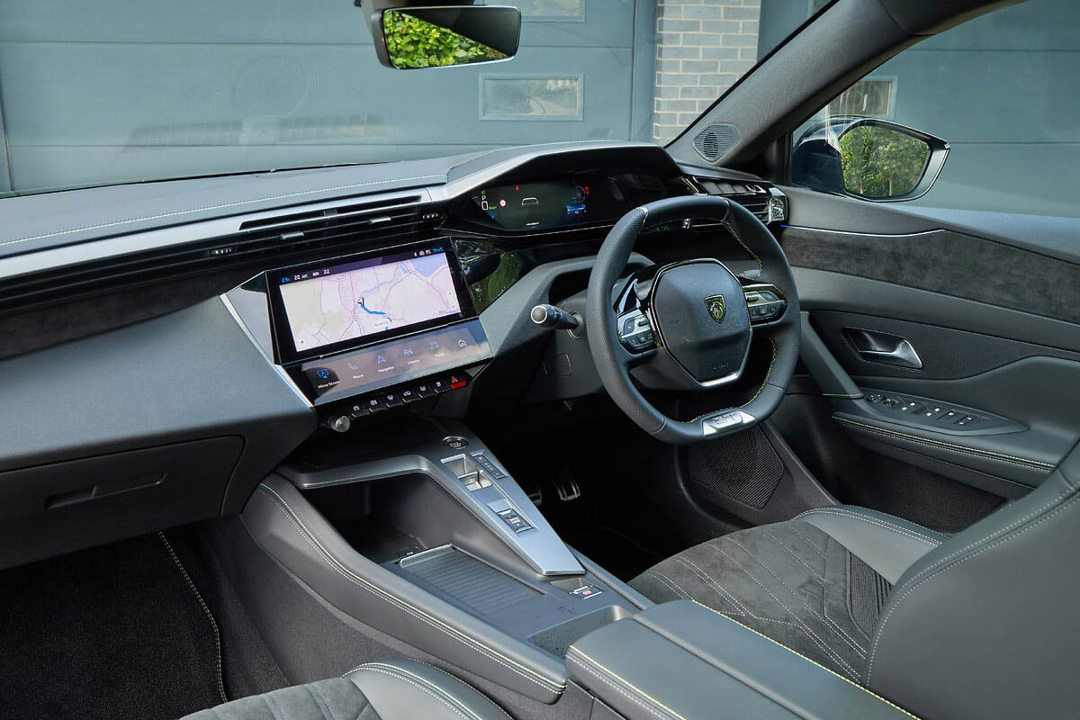 Peugeot e-308 lease car interior