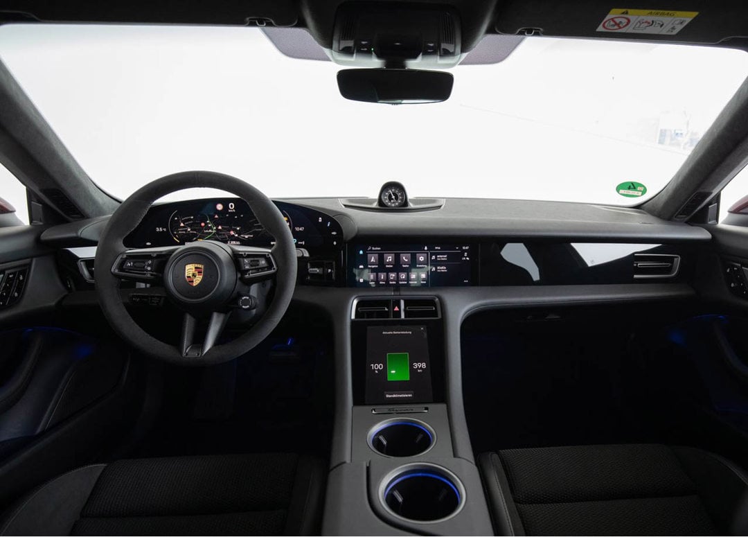 Porsche Taycan Saloon interior