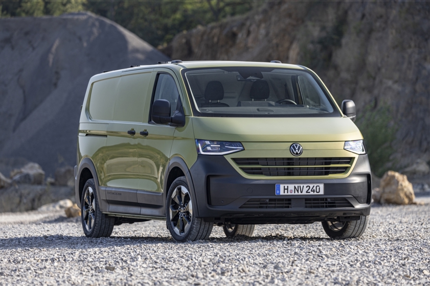 Volkswagen Transporter in brown