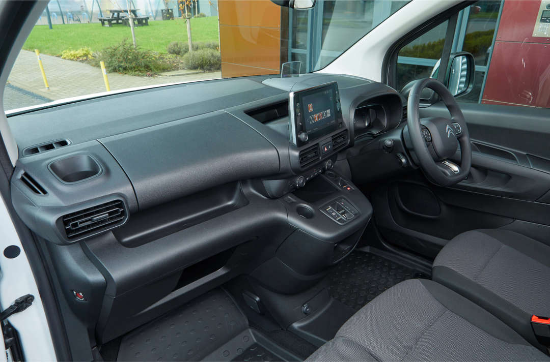 Citroen e-Berlingo interior