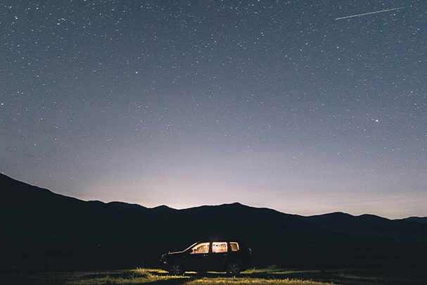 Car Leasing and Stargazing: Best Spots for Astrophotography