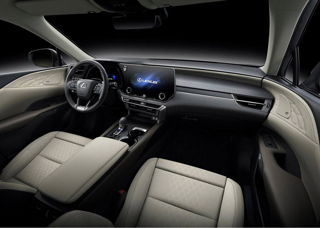 Lexus RX interior